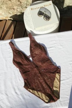 COLOR PLAY 1PC PLUNGE