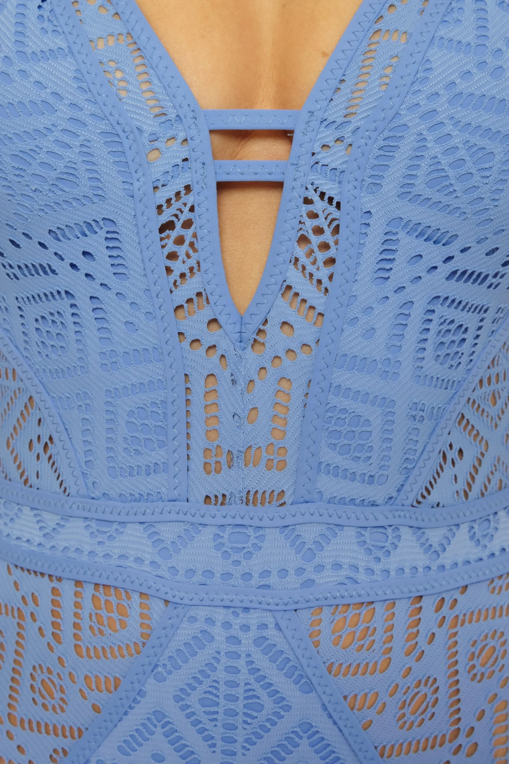 COLOR PLAY 1PC PLUNGE