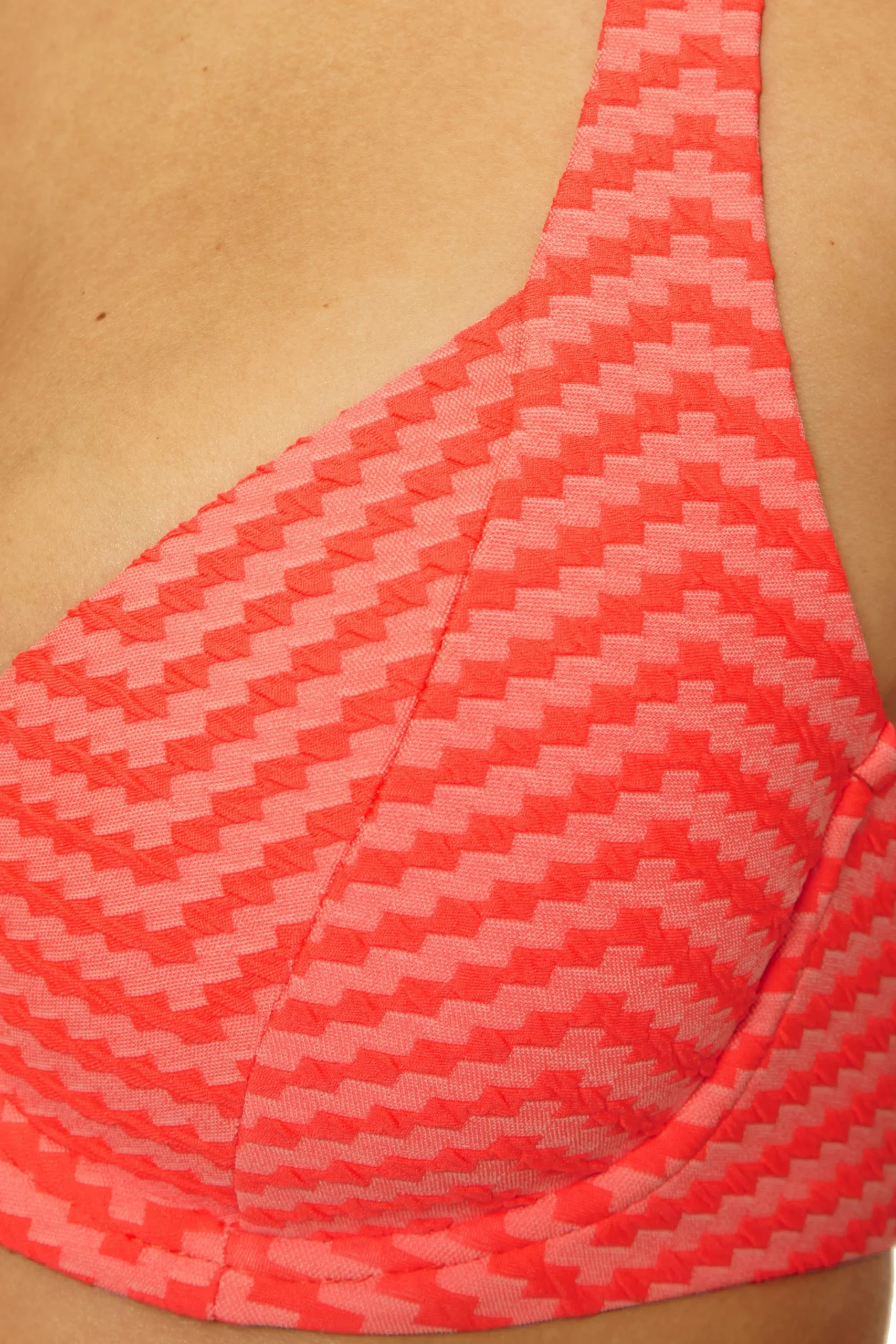 CONNECT UNDERWIRE TOP